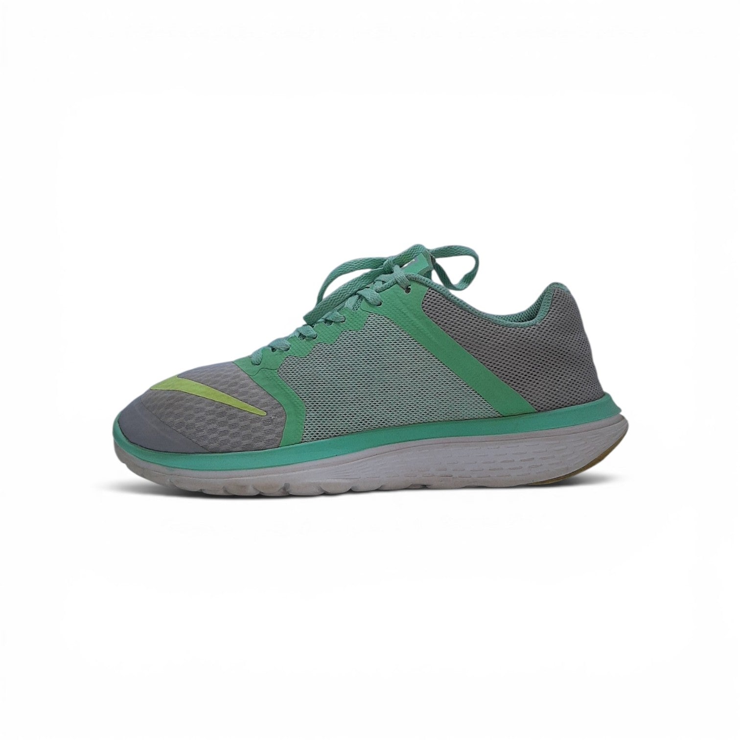 NEUR SIZE 38.5 | NIKE FS LITE RUN 3