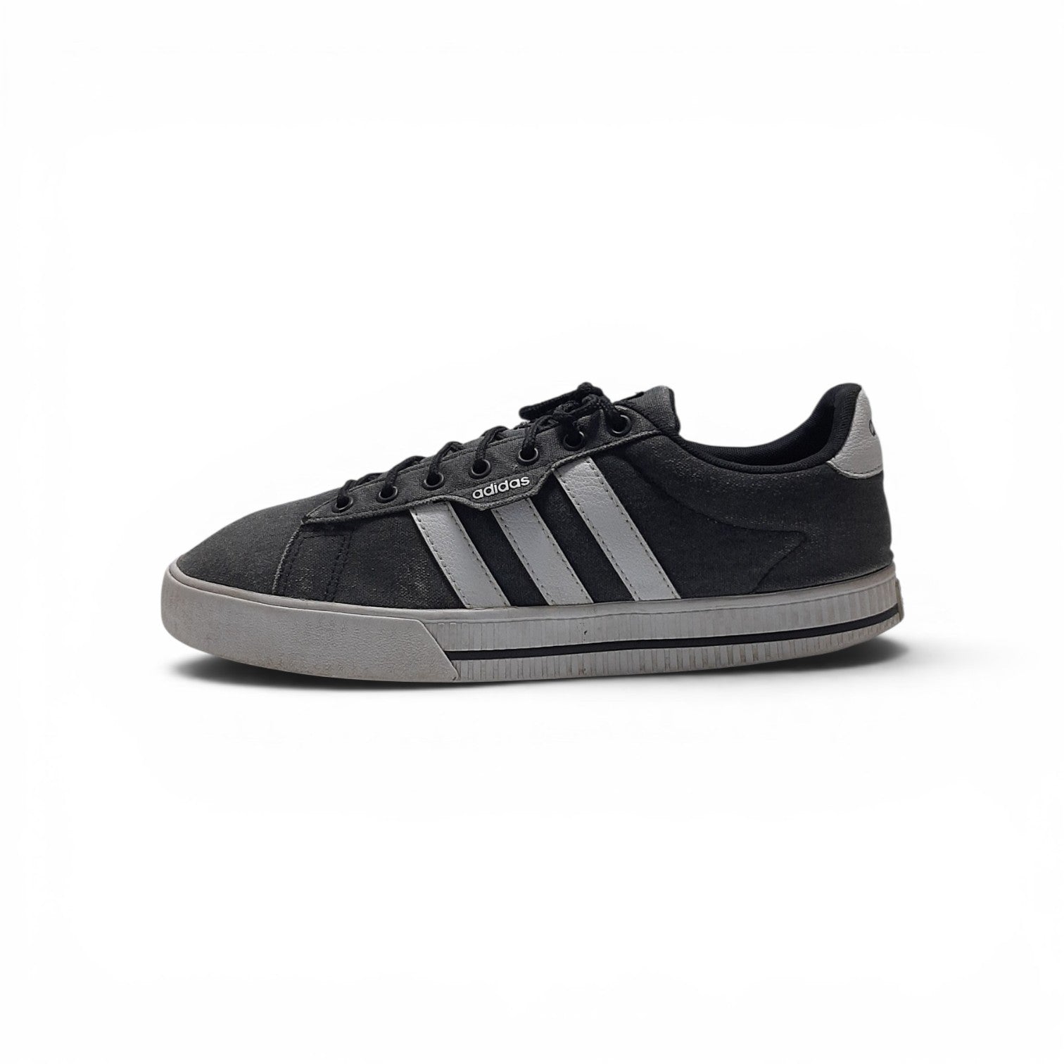 EUR SIZE 43.5 | Adidas Daily 3.0