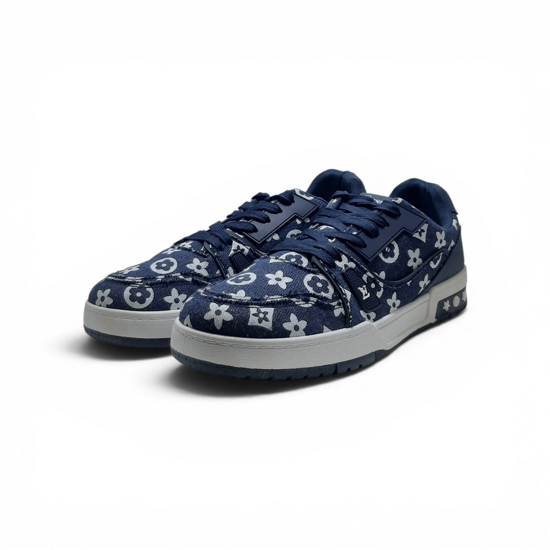 EUR SIZE 44 |  Louis Vuitton LV Trainer